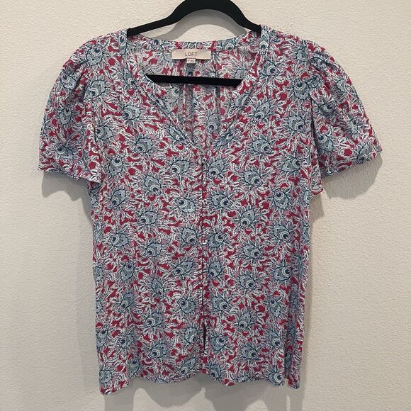 LOFT Womens Sz L Pink Floral Tops Chiffon Blouse Button Up Flutter Sleeve Shirt - Picture 2 of 8